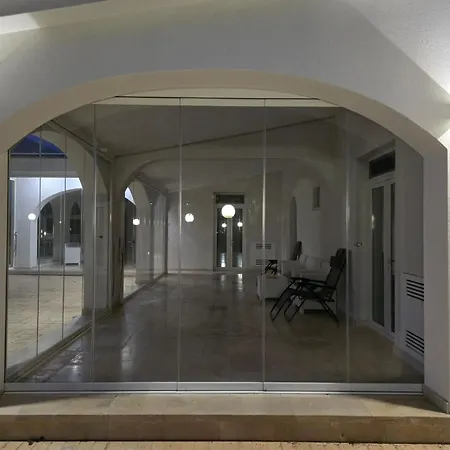 White Pearl Villa *